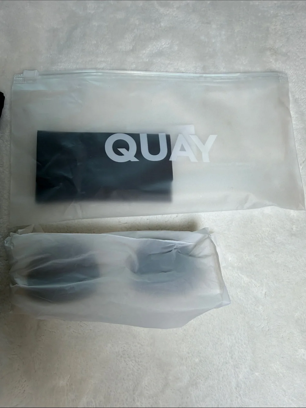 Quay Australia Born Ready Round Sunglasses - Gold/Smoke -NWT